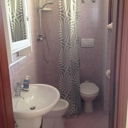 Calo Apartment *